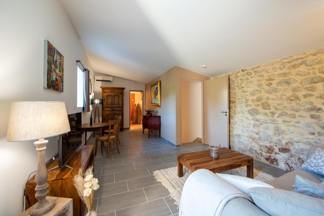 La Maison De Livia, Gite, Chambres Et Table D'Hotes Sauzet (Gard) Zewnętrze zdjęcie
