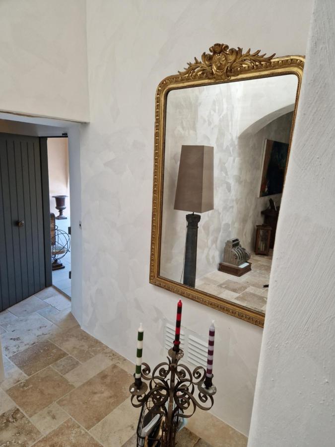 La Maison De Livia, Gite, Chambres Et Table D'Hotes Sauzet (Gard) Zewnętrze zdjęcie