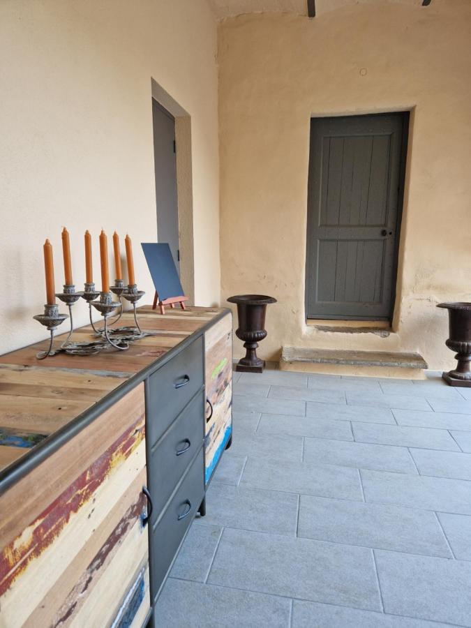 La Maison De Livia, Gite, Chambres Et Table D'Hotes Sauzet (Gard) Zewnętrze zdjęcie